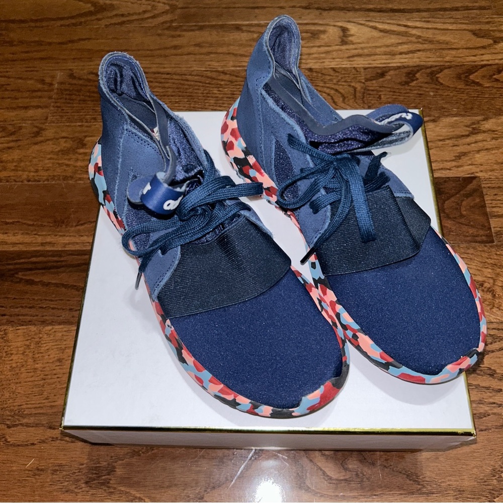 adidas Tubular Defiant W S80293 Navy Blue size 6 US